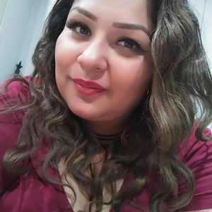 Meet your Posher, Lorena